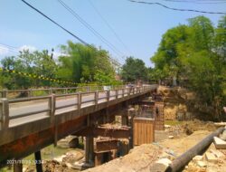 Diduga tidak Sesuai RAB. Proyek Jembatan Selogabus-Malo 1, Pengerjaanya Menggunakan Molen