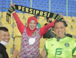 PLT. Walikota Bekasi hadiri Kick Off Laga Perdana Liga 3 di Stadion Patriot Candrabaga Kota Bekasi