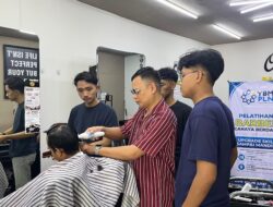 YBM PLN UIP JBTB Gelar Pelatihan Barber Cahaya Berdaya untuk Tingkatkan Keterampilan Pemuda